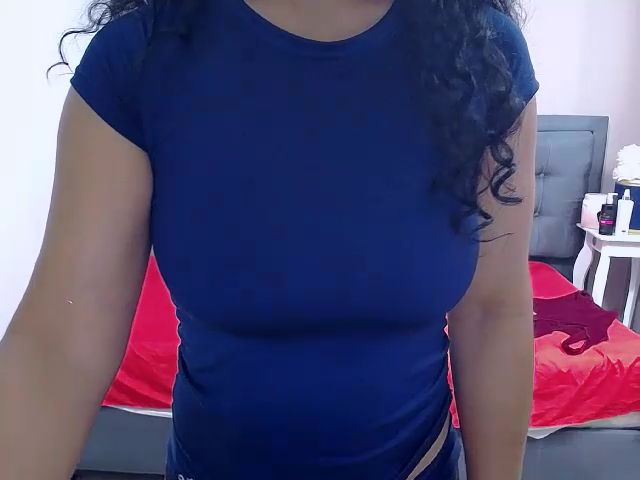 Live sex webcam photo for AlaskaStars #271327291