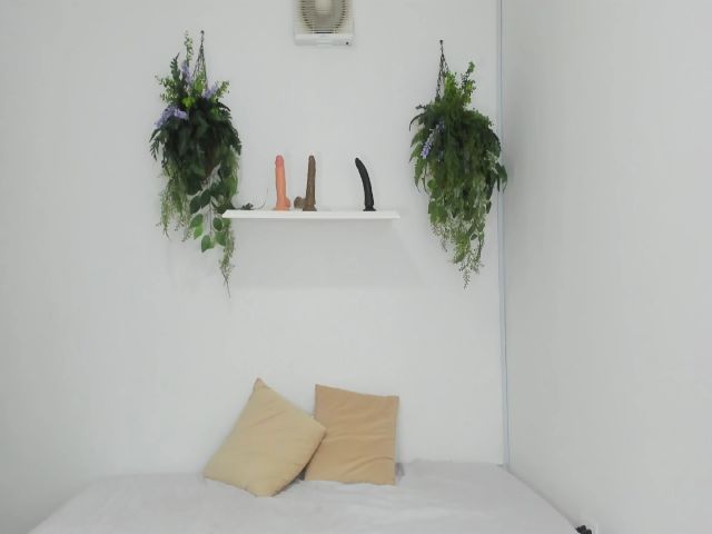 Live sex webcam photo for Jessferragni #271332855