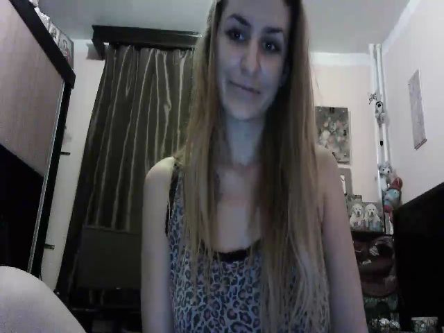 Live sex webcam photo for KittyNiki #271333800