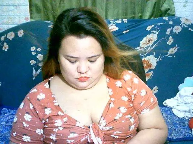Live sex webcam photo for Asianlyn #271330500