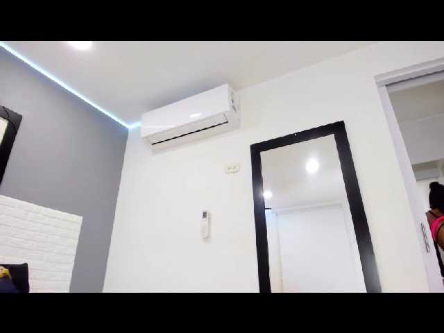 Live sex webcam photo for NorbyShadow #271331401