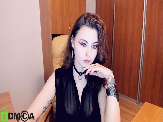 Live sex webcam photo for CandyBarBb #271332505