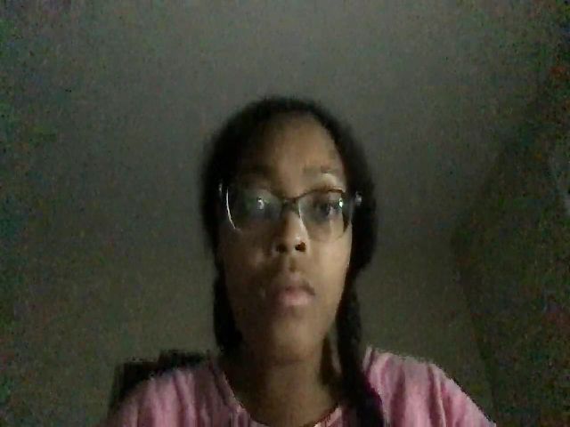 Live sex webcam photo for LoverGirl4200 #271324534