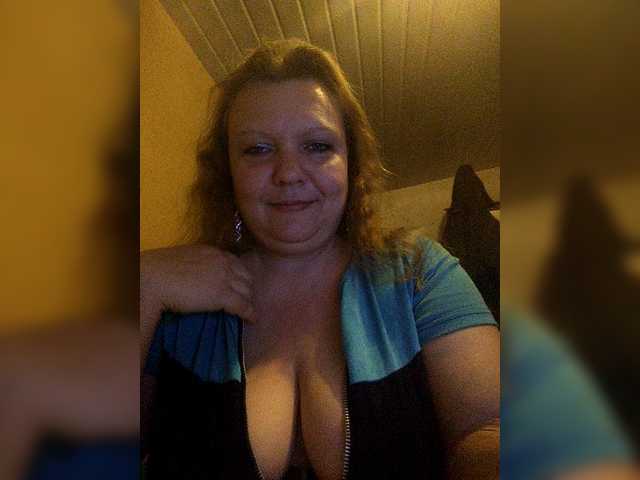 Live sex webcam photo for Aurika007 #271330341