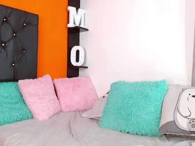 Live sex webcam photo for jessica-jmz23 #271335388