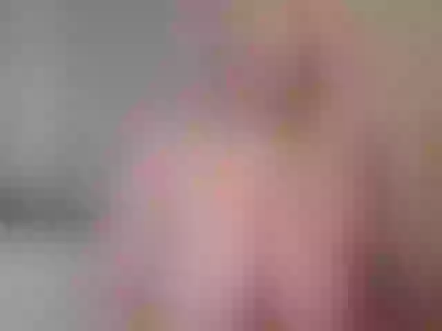 Live sex webcam photo for JennyMILFx #271340839