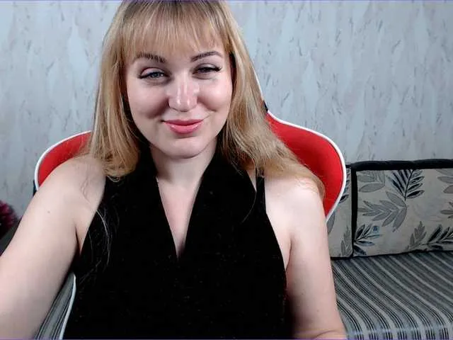 Live sex webcam photo for KamilliLove #271341384