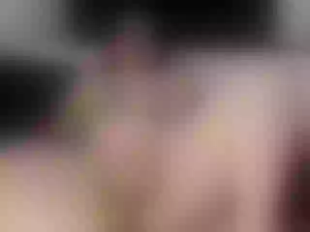 Live sex webcam photo for Liligold2 #271334900