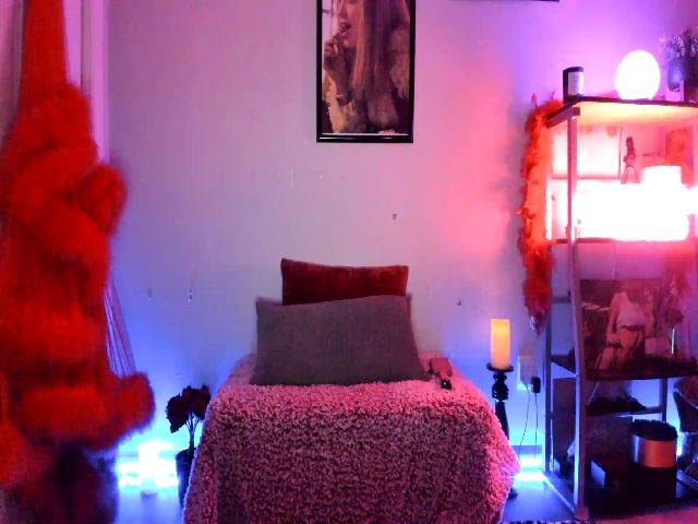 Live sex webcam photo for AubreeMartin #271339121