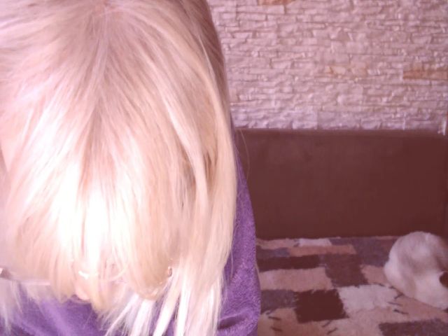 Live sex webcam photo for NancyN42 #271341983