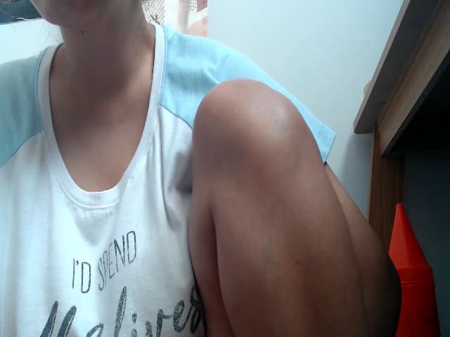 Live sex webcam photo for HotpukiLuver #271336288