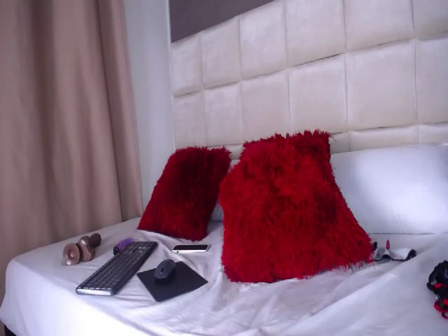 Live sex webcam photo for Liza_david #271335932