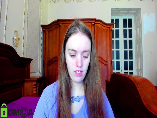 Live sex webcam photo for Fi_Lena #271339262