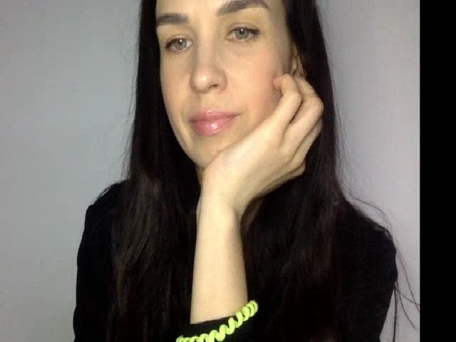 Live sex webcam photo for Pulyaua #271342222