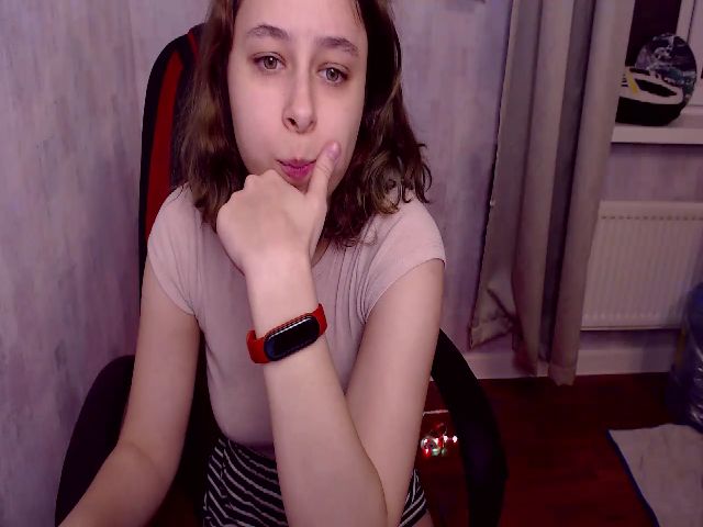 Live sex webcam photo for AgathaSade #271342249