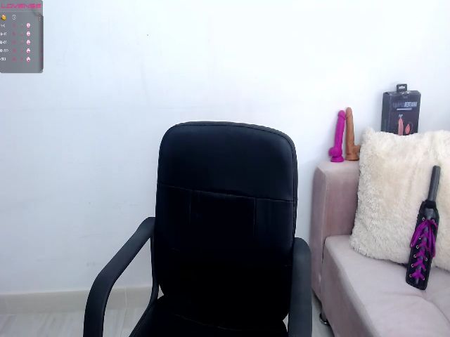Live sex webcam photo for kinkynaugthy #271342329