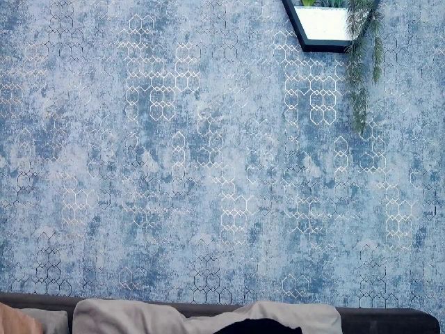 Live sex webcam photo for SoniaWalker #271342390