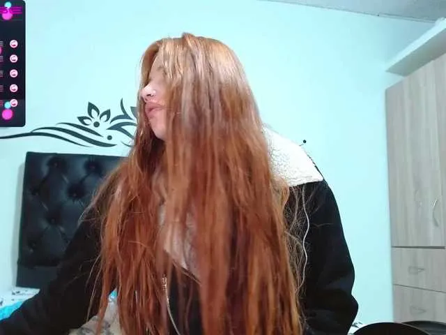 Live sex webcam photo for leia-honey #271335603