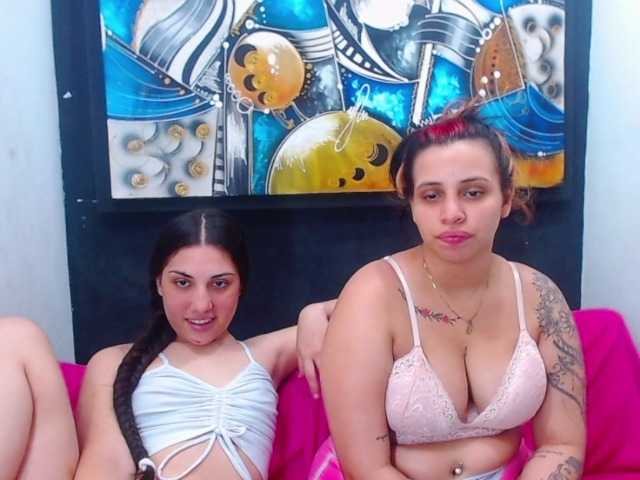 Live sex webcam photo for xxxbitcheshot #271338017