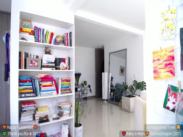 Live sex webcam photo for HappyHourTime #271344999