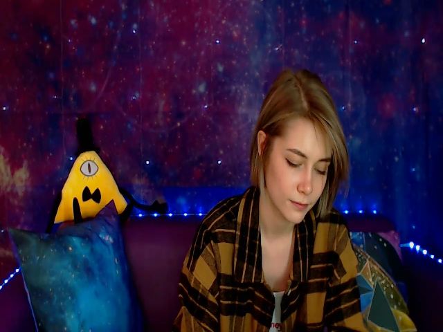 Live sex webcam photo for Lil_Beep #271337354