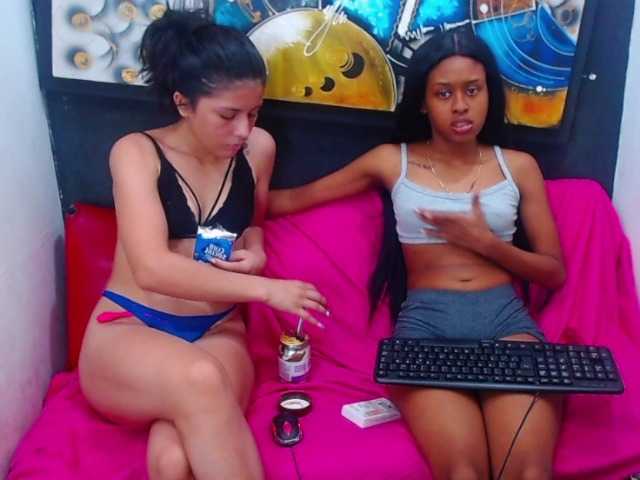 Live sex webcam photo for duohotgirls #271334990