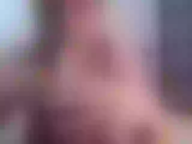 Live sex webcam photo for DirtyTina #271344382