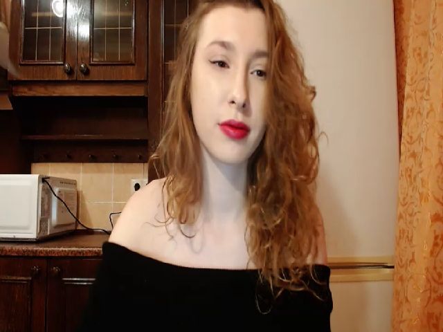 Live sex webcam photo for Alice_one #271345484