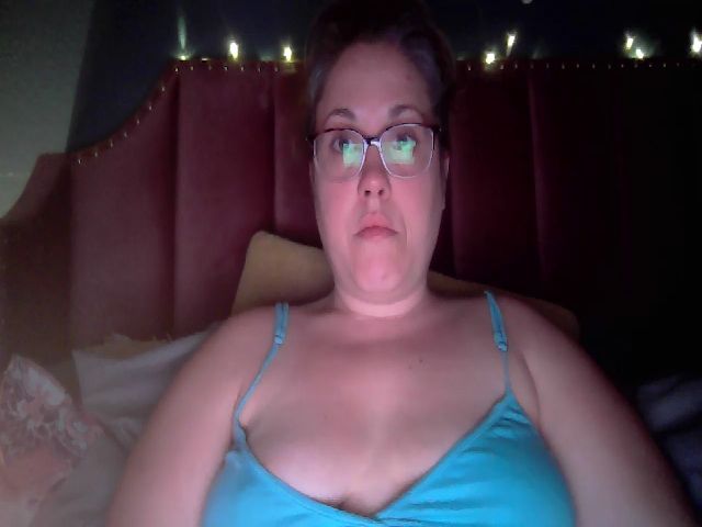 Live sex webcam photo for Laural55 #271336649