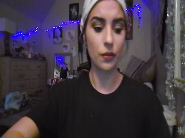 Live sex webcam photo for IvankaWilde #271340147