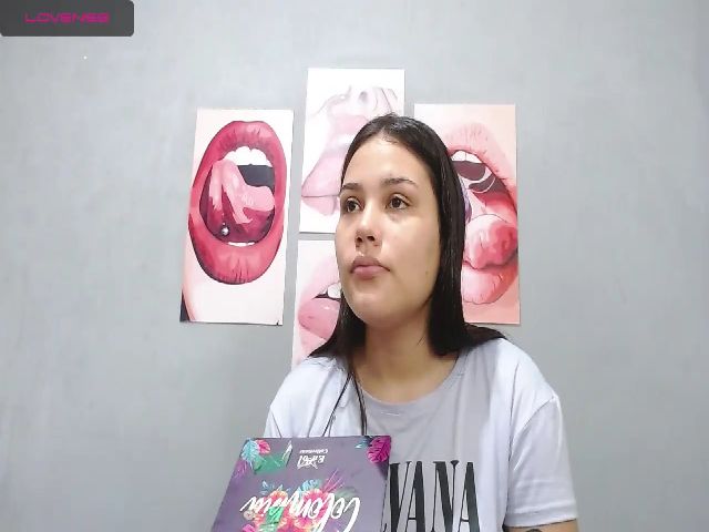 Live sex webcam photo for Sweet_dirtyx #271340478