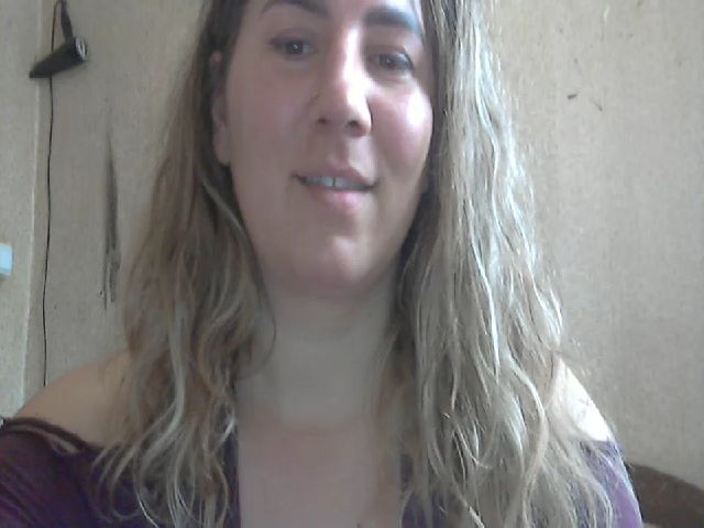 Live sex webcam photo for ChrystalBella #271339441