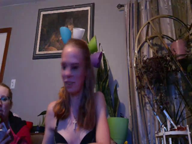 Live sex webcam photo for PrincessV7 #271340003