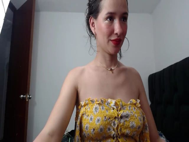 Live sex webcam photo for Miss__Candy_ #271336139