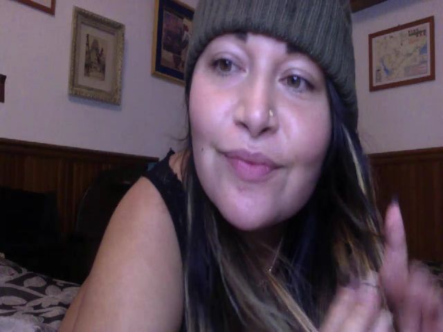 Live sex webcam photo for slowunravel #271342781