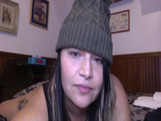 Live sex webcam photo for slowunravel #271342912