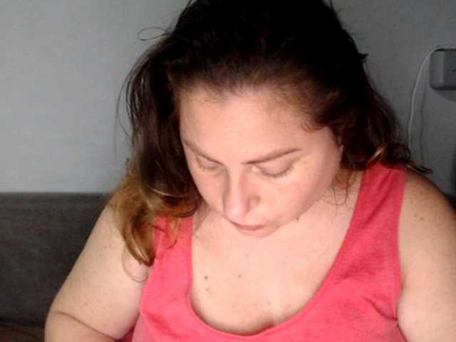 Live sex webcam photo for candycream74 #271357222