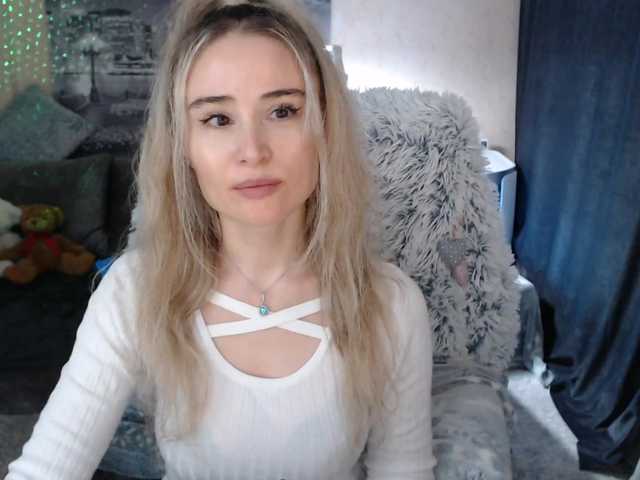 Live sex webcam photo for xyliganka777 #271347230