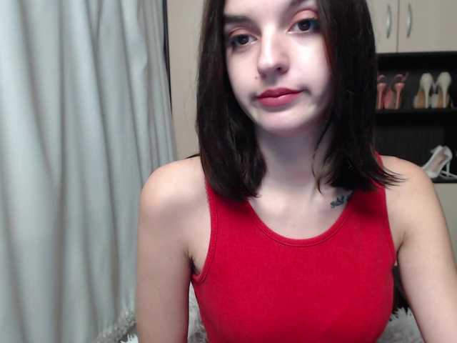 Live sex webcam photo for -LadyLUCK- #271356778