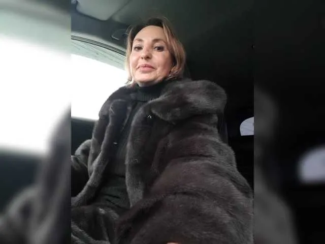 Live sex webcam photo for EditaMilf #271349817