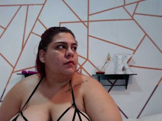 Live sex webcam photo for Kendra-live #271350507