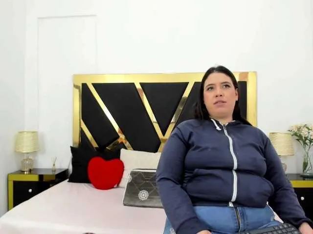 Live sex webcam photo for SofiaRosse #271353604