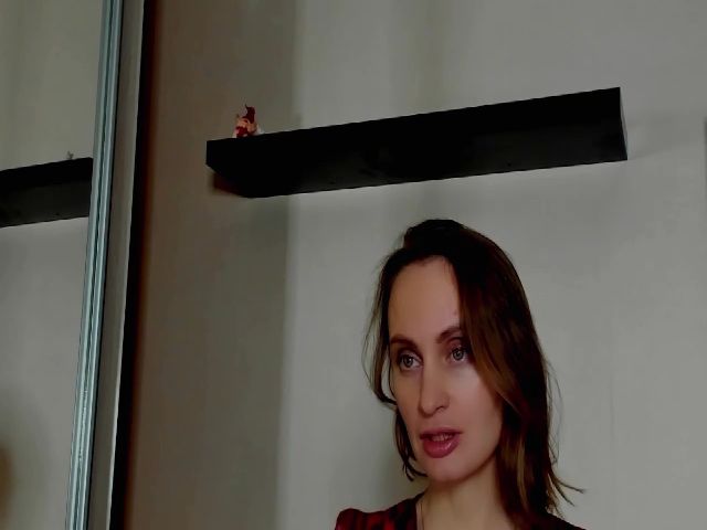 Live sex webcam photo for Elenapre #271349131