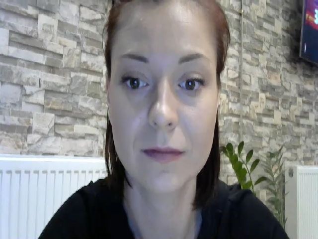 Live sex webcam photo for Velicious7 #271353958