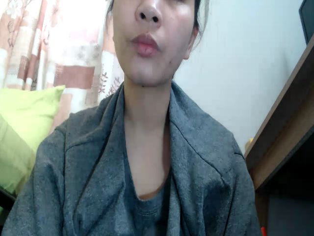 Live sex webcam photo for HotpukiLuver #271348295