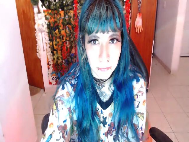 Live sex webcam photo for umaru_michae #271358233