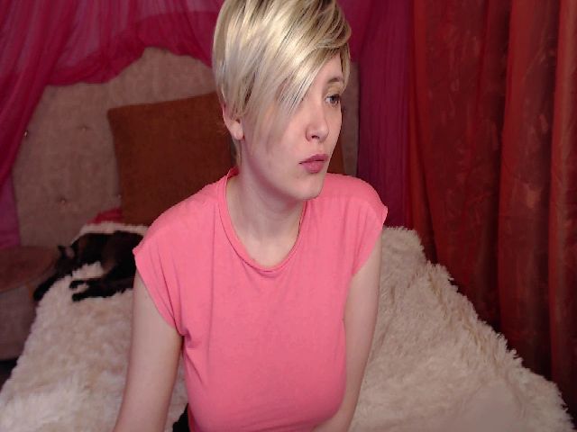 Live sex webcam photo for Lily_Vitae #271360178