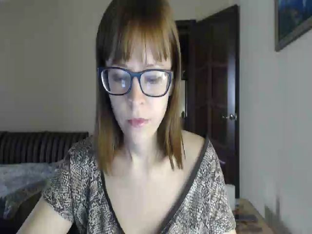 Live sex webcam photo for SmallUniverse #271351391