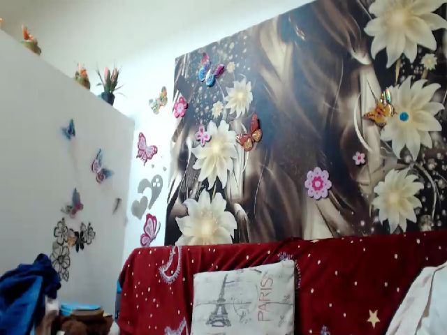 Live sex webcam photo for LorennaXHot #271354498