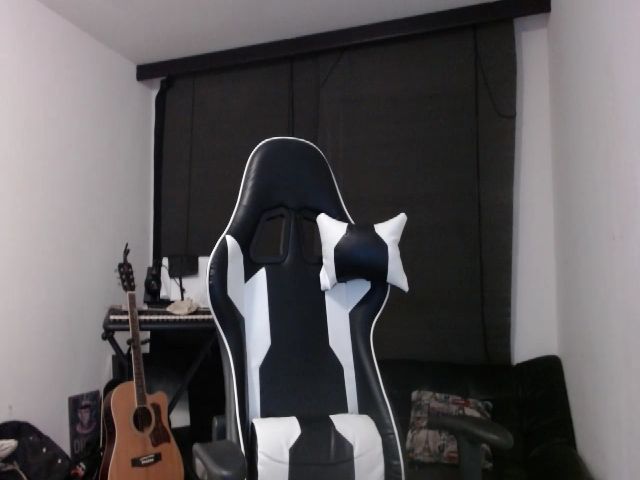 Live sex webcam photo for Arya_stark_ #271348319